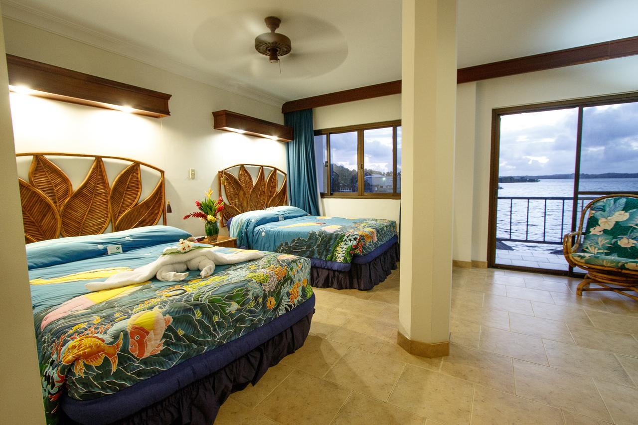 Manta Ray Bay Resort Колонія Екстер'єр фото